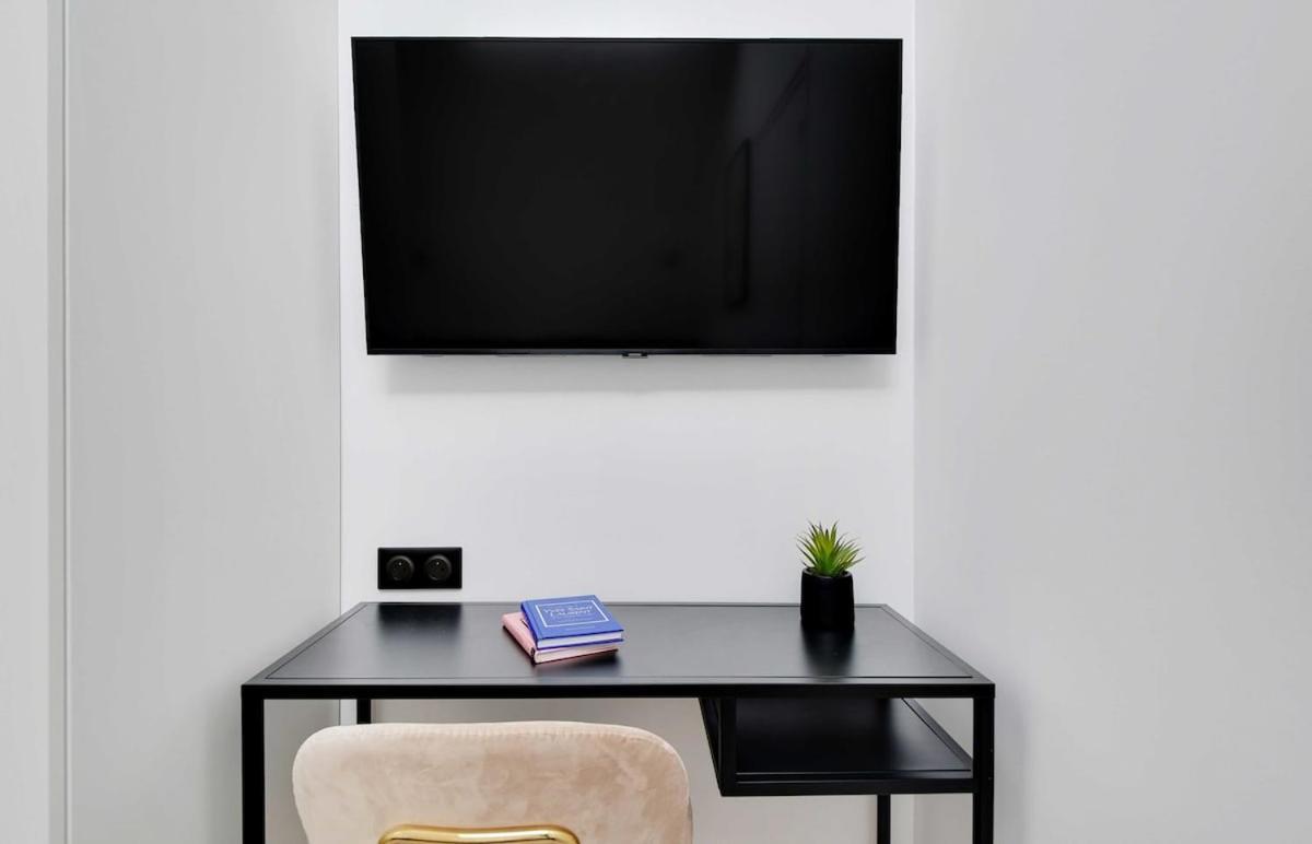 Cmg Voltaire Nation Apartment Paris Bagian luar foto